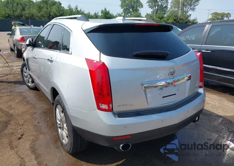 2015 Cadillac Srx Luxury Collection z USA, uszkodzony, nr VIN 3GYFNEE37FS551565